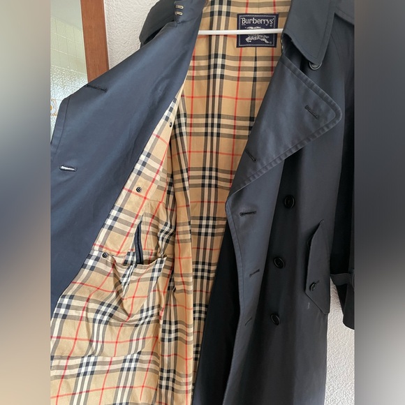 COPY - BURBERRYS VINTAGE PRE 1998 BLUE TRENCH COAT - Picture 4 of 10